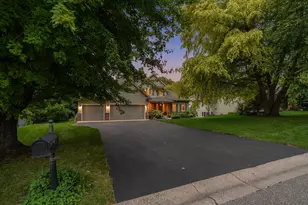 2240 Thrushwood Cir, Victoria, MN 55386 - Photo 12