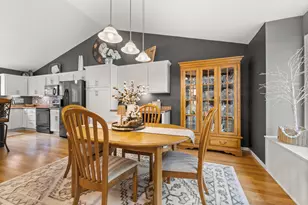 8555 Jorgensen Bay S, Cottage Grove, MN 55016 - Photo 8