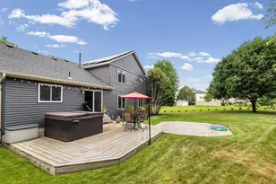 8555 Jorgensen Bay S, Cottage Grove, MN 55016 - Photo 46