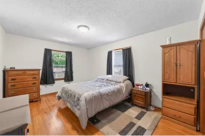 725 California Avenue E, Saint Paul, MN 55106 - Photo 8