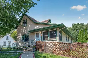 725 California Ave E, Saint Paul, MN 55106 - Photo 1