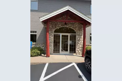 621 N Benton Dr #103, Sauk Rapids, MN 56379 - Photo 2