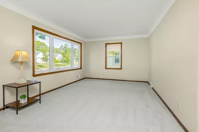 1568 Atlantic Street, Saint Paul, MN 55106 - Photo 2