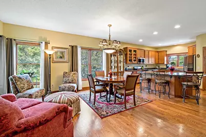 1371 Holly Avenue N, Oakdale, MN 55128 - Photo 6