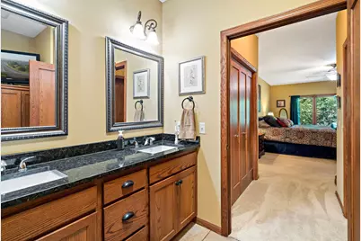 1371 Holly Avenue N, Oakdale, MN 55128 - Photo 18
