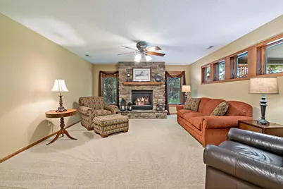 1371 Holly Avenue N, Oakdale, MN 55128 - Photo 24