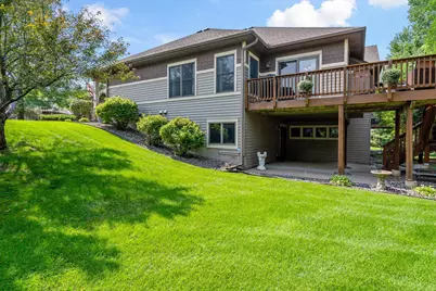 1371 Holly Avenue N, Oakdale, MN 55128 - Photo 38