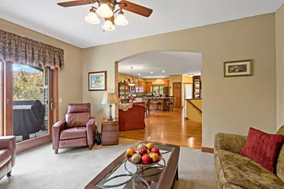 1371 Holly Avenue N, Oakdale, MN 55128 - Photo 16