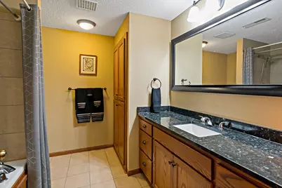 1371 Holly Avenue N, Oakdale, MN 55128 - Photo 28
