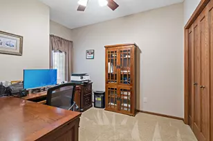 1371 Holly Ave N, Oakdale, MN 55128 - Photo 20