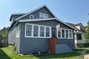 216 E 25th St, Hibbing, MN 55746 - Photo 1