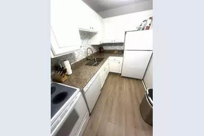 3200 Virginia Avenue S #104, Saint Louis Park, MN 55426 - Photo 10