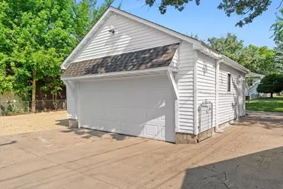 2508 27th Avenue NE, Saint Anthony, MN 55418 - Photo 22