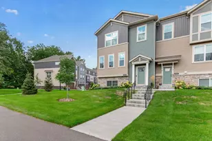 1546 Timberwood Ln, West Saint Paul, MN 55118 - Photo 2