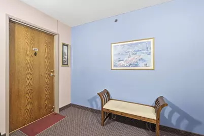 32 11th Avenue S #202, Hopkins, MN 55343 - Photo 2