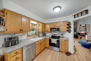 8544 Sycamore Ln N, Maple Grove, MN 55369 - Photo 12