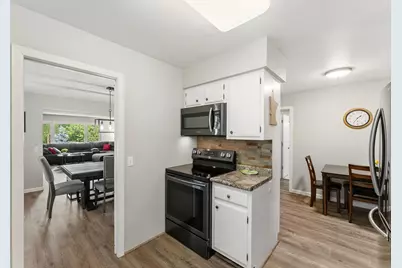 6435 Vernon Avenue S, Edina, MN 55436 - Photo 14