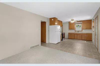 1935 55th Street E, Inver Grove Heights, MN 55077 - Photo 10