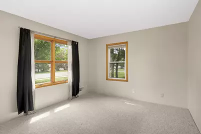 1935 55th Street E, Inver Grove Heights, MN 55077 - Photo 8