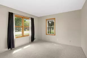 1935 55th St E, Inver Grove Heights, MN 55077 - Photo 8