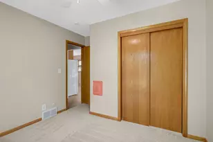 1935 55th St E, Inver Grove Heights, MN 55077 - Photo 12
