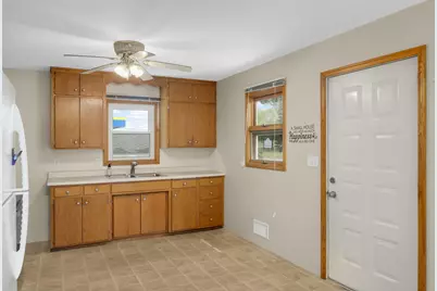 1935 55th Street E, Inver Grove Heights, MN 55077 - Photo 6