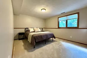 404 Crescent Dr, Albert Lea, MN 56007 - Photo 16