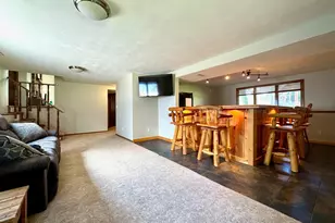 404 Crescent Dr, Albert Lea, MN 56007 - Photo 14