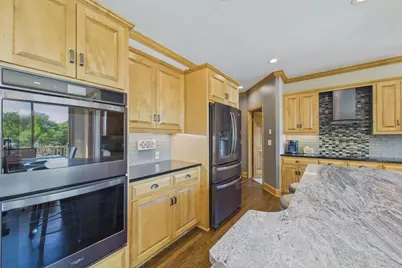 9365 Shetland Road, Eden Prairie, MN 55347 - Photo 10