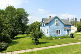 108 2nd St, Shelly, MN 56581 - Photo 2