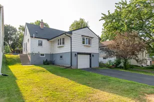 2821 Edgewood Ave S, Saint Louis Park, MN 55426 - Photo 4
