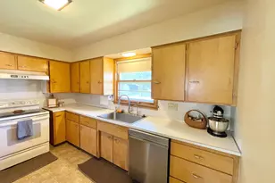 16 S Paffrath Ave, Springfield, MN 56087 - Photo 18