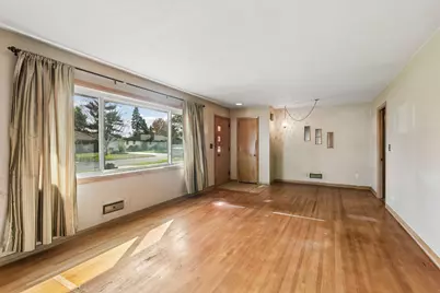 5737 Northport Drive, Brooklyn Center, MN 55429 - Photo 6