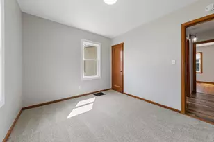 123 W McKinley St, Owatonna, MN 55060 - Photo 18