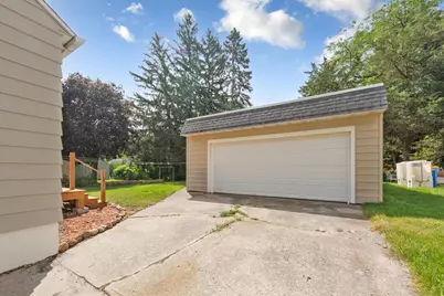 123 W McKinley Street, Owatonna, MN 55060 - Photo 2