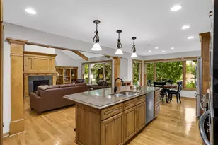 10589 Water Lily Ln, Woodbury, MN 55129 - Photo 10