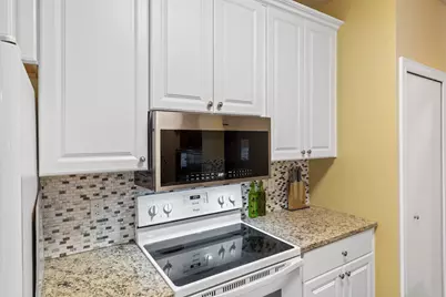 17918 Cobblestone Way, Eden Prairie, MN 55347 - Photo 10