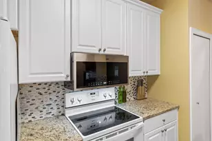 17918 Cobblestone Way, Eden Prairie, MN 55347 - Photo 10