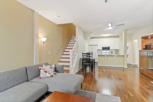 17918 Cobblestone Way, Eden Prairie, MN 55347 - Photo 6