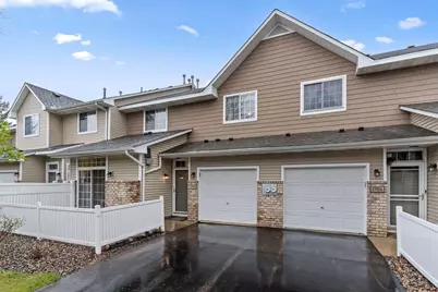 17918 Cobblestone Way, Eden Prairie, MN 55347 - Photo 2