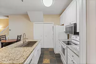 17918 Cobblestone Way, Eden Prairie, MN 55347 - Photo 14