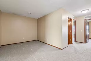 15252 Maryland Ave, Savage, MN 55378 - Photo 18