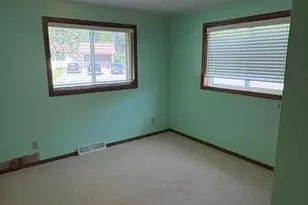 1250 Lakeview Ln SW, Hutchinson, MN 55350 - Photo 10