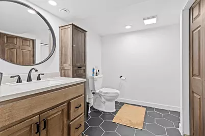 6416 Georgia Avenue N, Brooklyn Park, MN 55428 - Photo 20