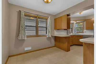 745 27th Avenue N, Saint Cloud, MN 56303 - Photo 8