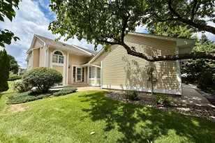 808 Winterberry Dr, Woodbury, MN 55125 - Photo 4