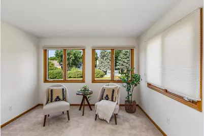 808 Winterberry Drive, Woodbury, MN 55125 - Photo 2