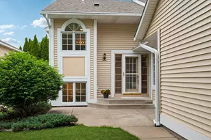 808 Winterberry Dr, Woodbury, MN 55125 - Photo 6