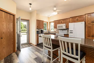193 Goldfinch Lane, Clearwater, MN 55320 - Photo 4
