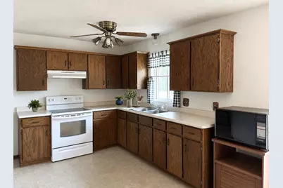 301 Cottonwood Avenue NE, Saint Michael, MN 55376 - Photo 2